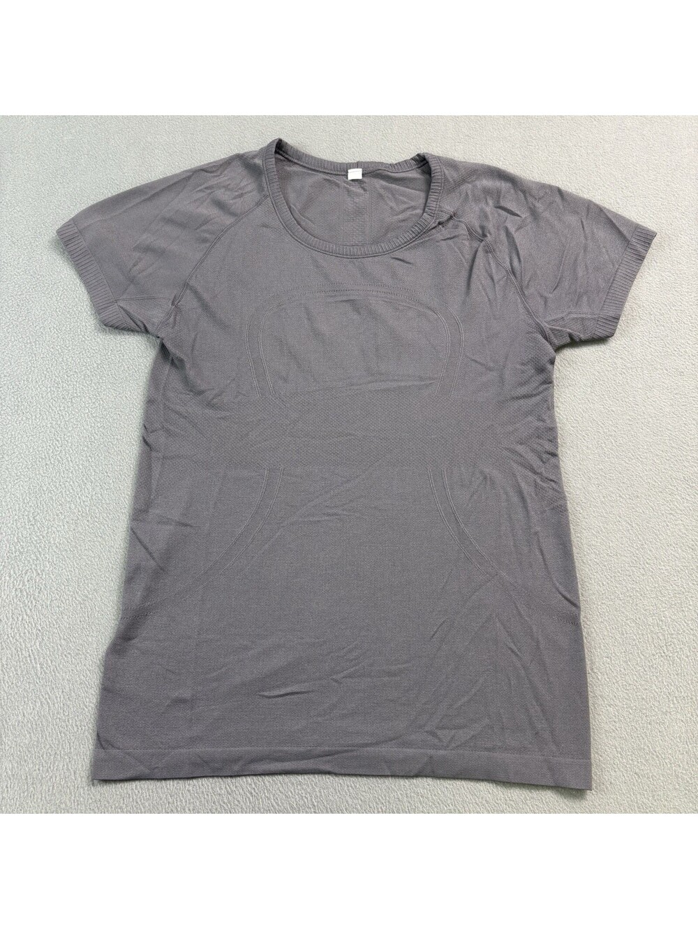 Lululemon Swiftly Tech Short Sleeve T Shirt Size 6 (?) CHECK MEASUREMENTS Gray